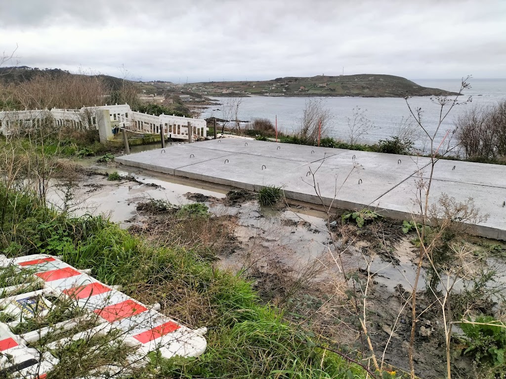 Denuncian vertido de aguas residuales sin depurar en la costa de Suevos