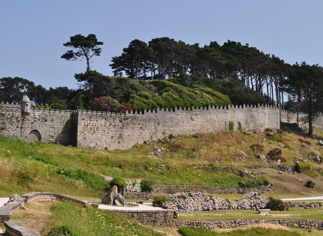 Castillo de Baiona fortaleza de monterrea