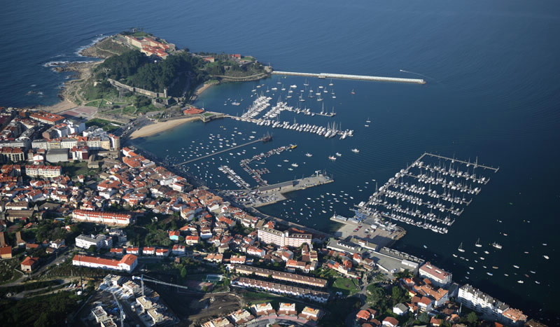 Visitar Baiona.