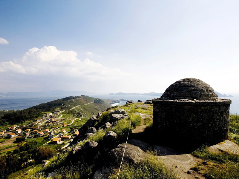 Templo al dios celta berobreo monte do facho