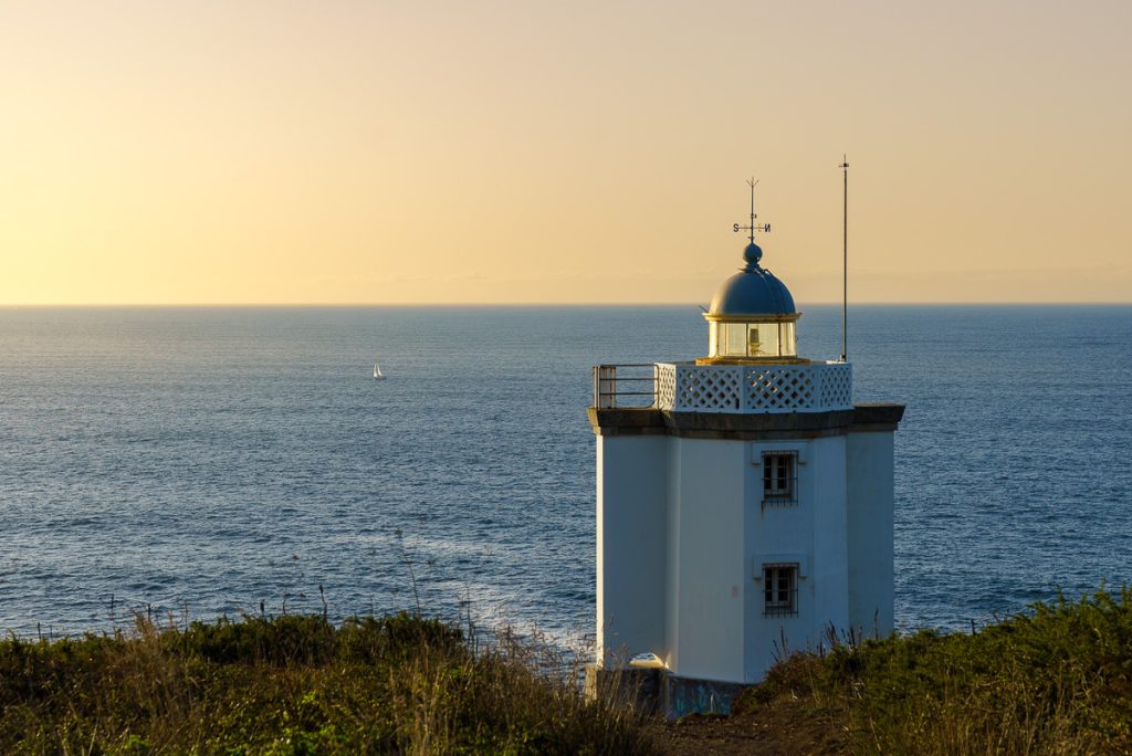 Faro pequeno de Mera