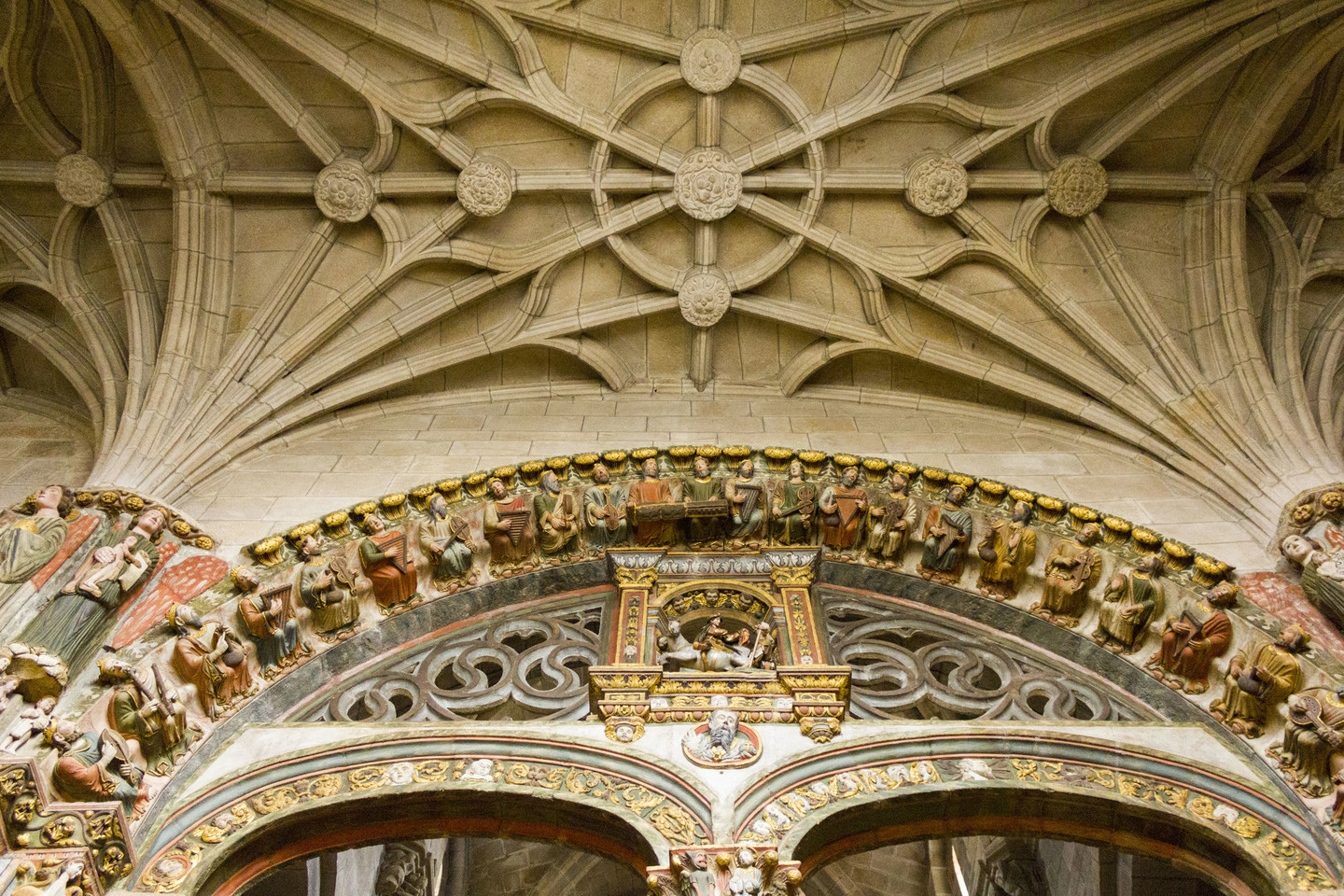 Portico del Paraiso Catedral San Martiño