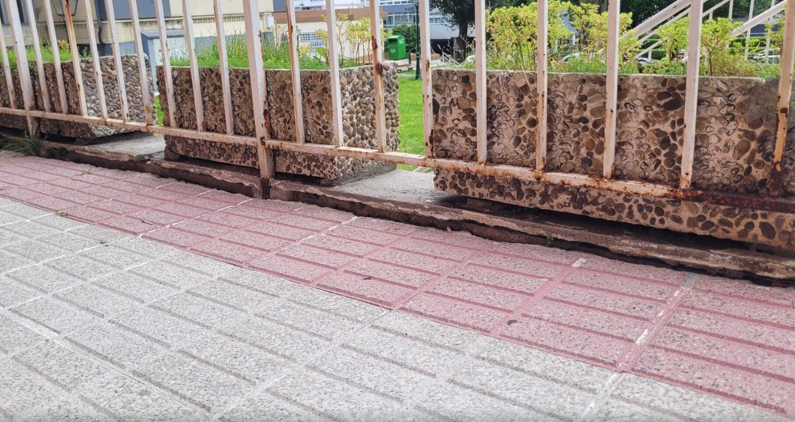 Coia se queja por abandono de la vía.