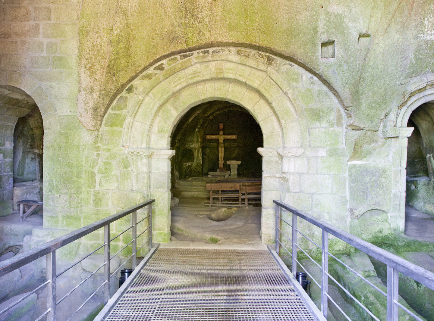 Monasterio de San Pedro de Rocas