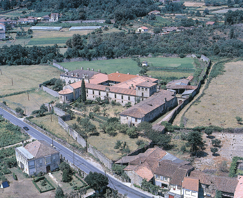 Monasterio de Santa María de Ferreira de Pantón