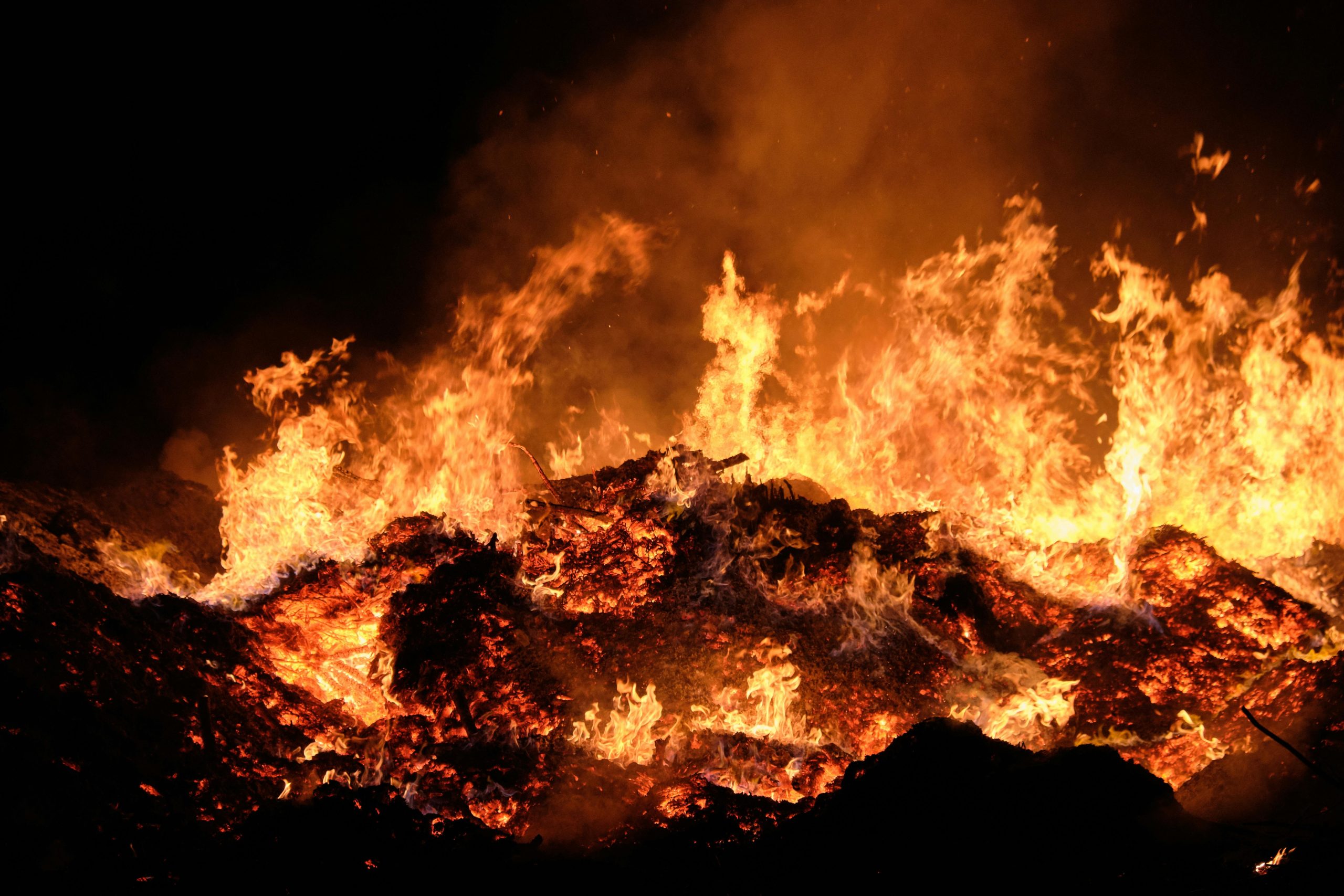 Galicia arde por noveno día consecutivo
