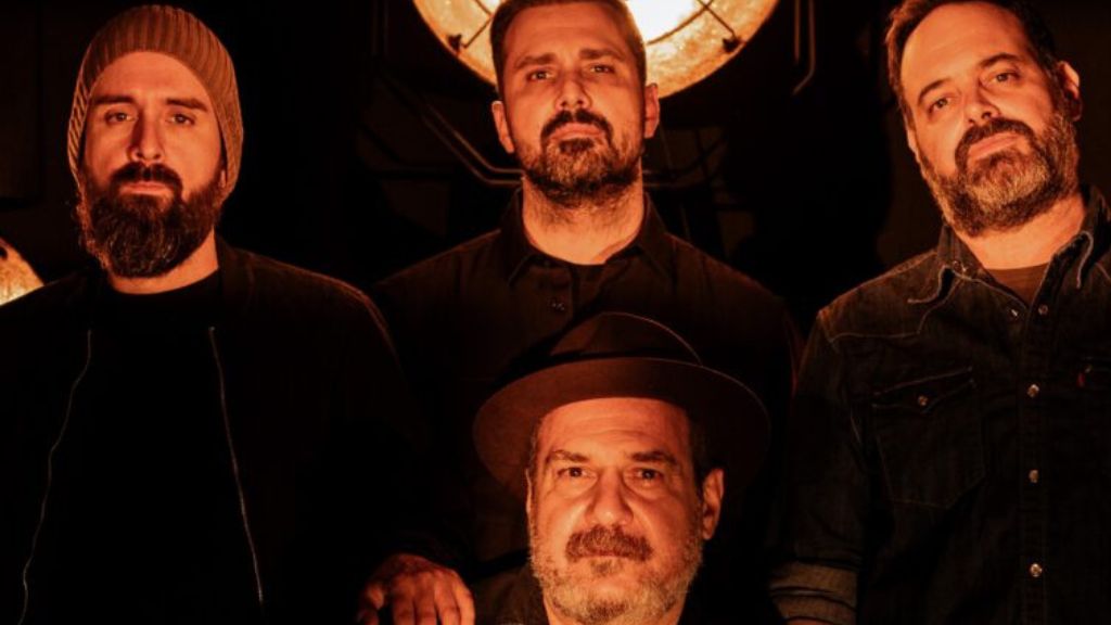 Concierto de Eladio y los Seres Queridos en Vigo