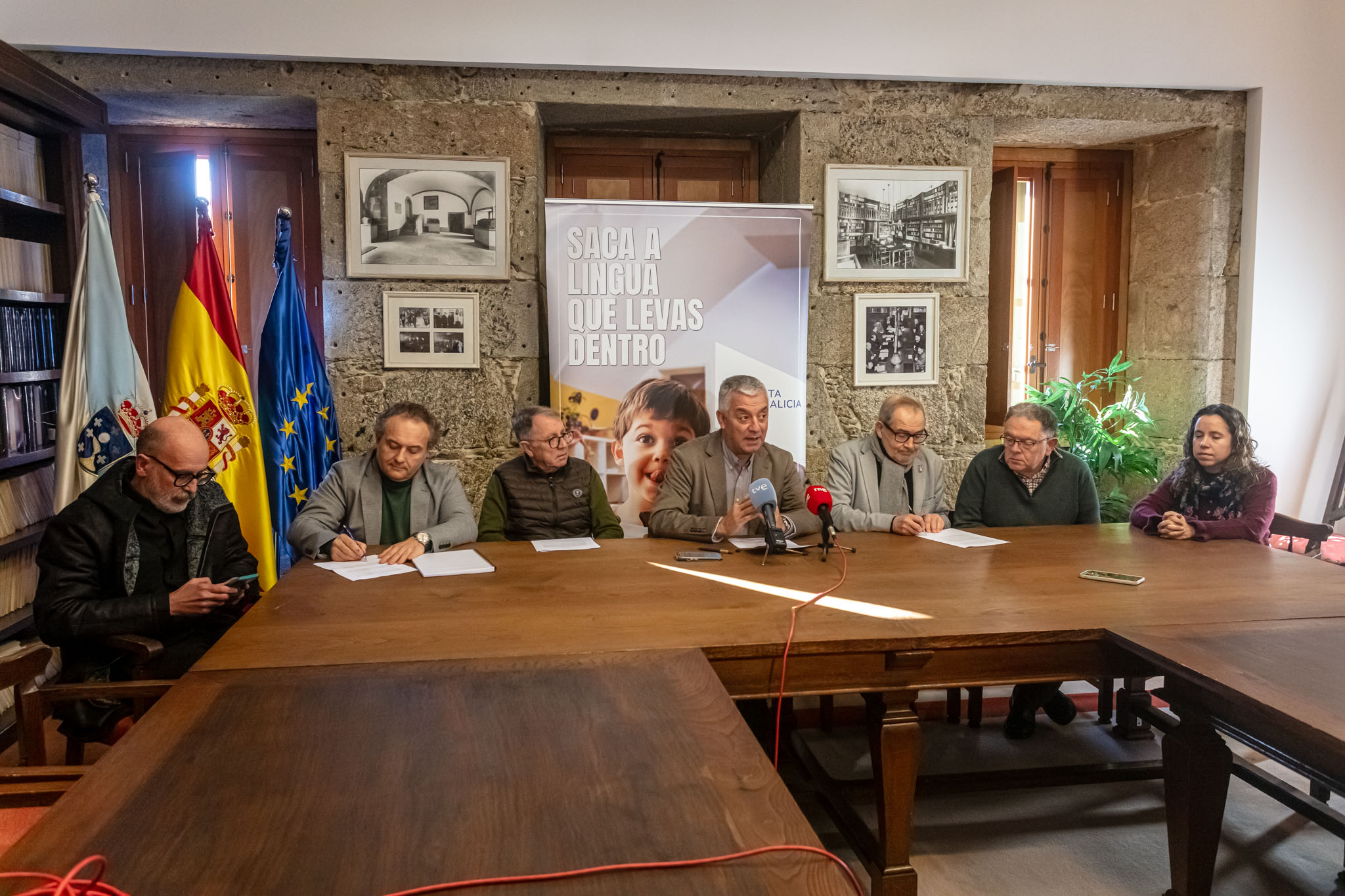 ‘A arte de non morrer’ gaña o Premio Ramón Piñeiro de Ensaio 2025