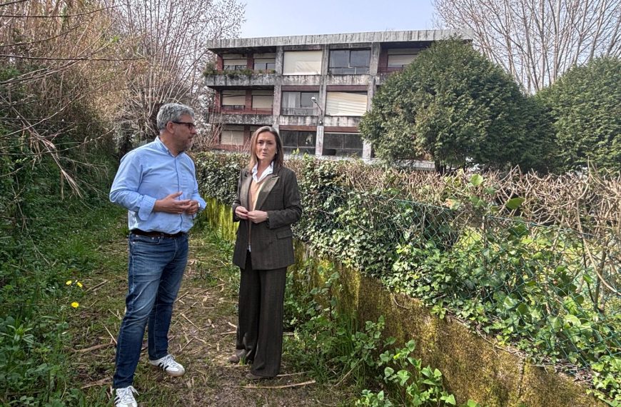 derribo casas maestros O Sello