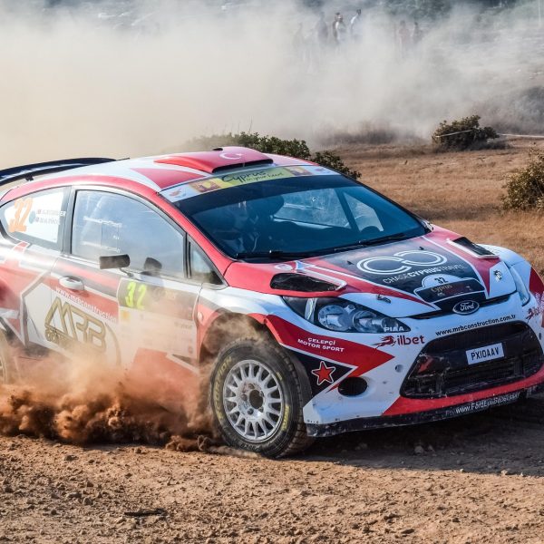 Vigo volverá a brillar en el 59 Rallye Rías Baixas con el regreso de Ponteareas