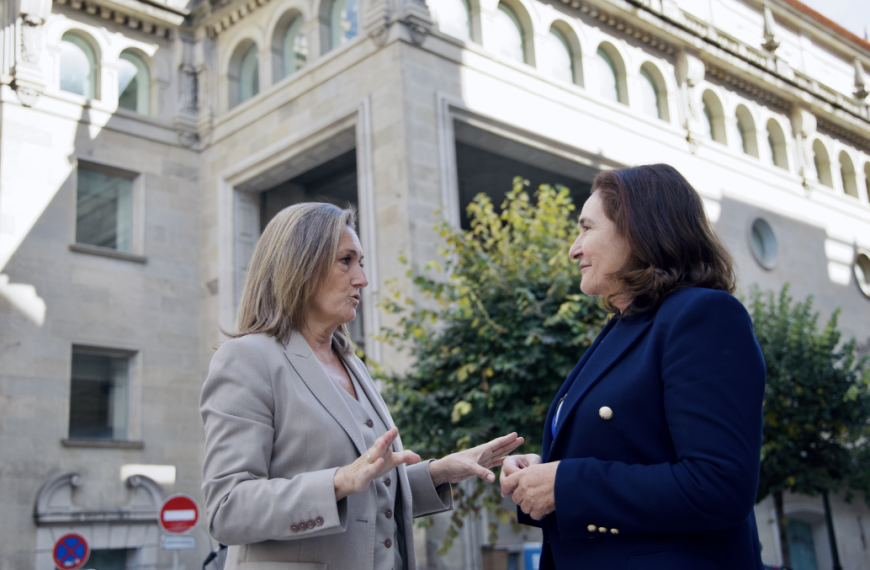 Ana Ortiz destaca la colaboración entre La Xunta y la Diputación Provincial para transformar el teatro cine Fraga en un referente cultural en Vigo
